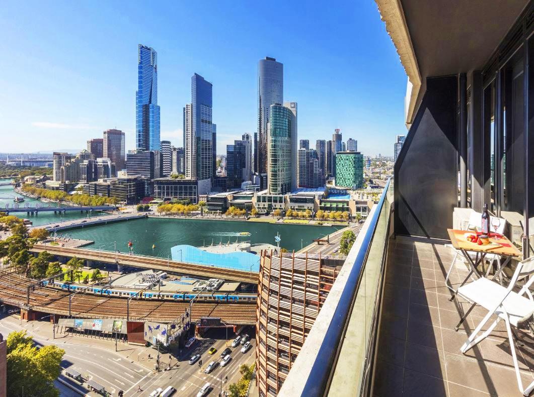 Aura On Flinders Serviced Apartments Melbourne Exteriér fotografie