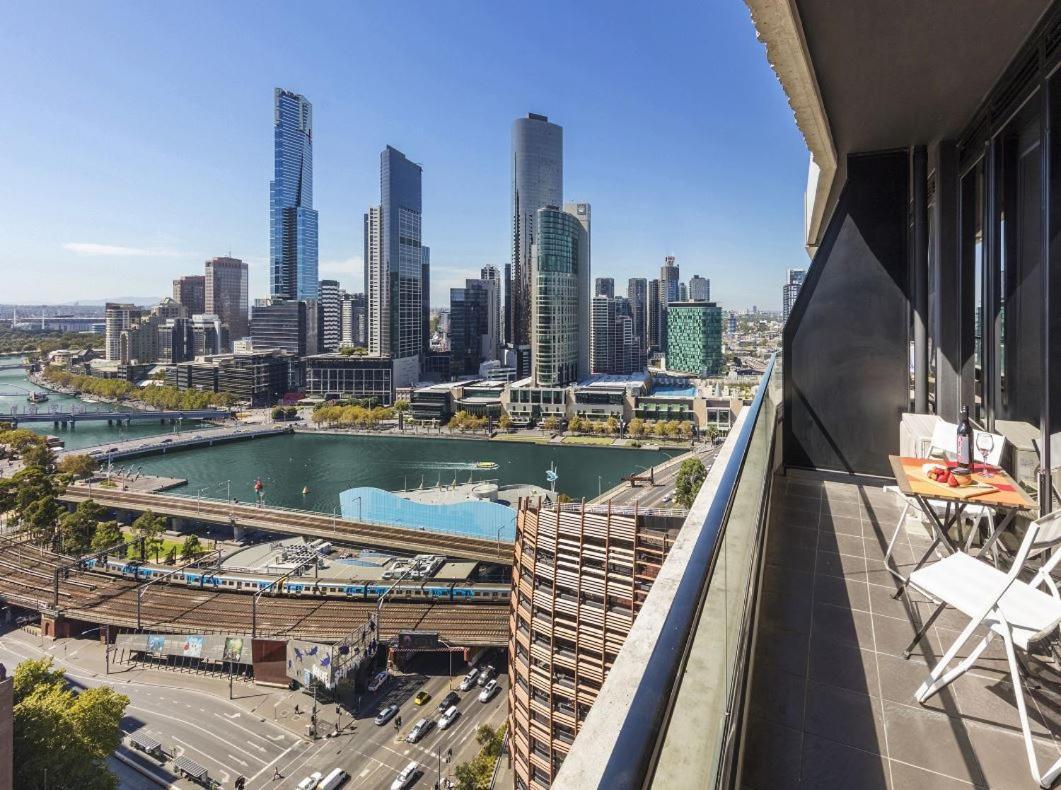 Aura On Flinders Serviced Apartments Melbourne Exteriér fotografie