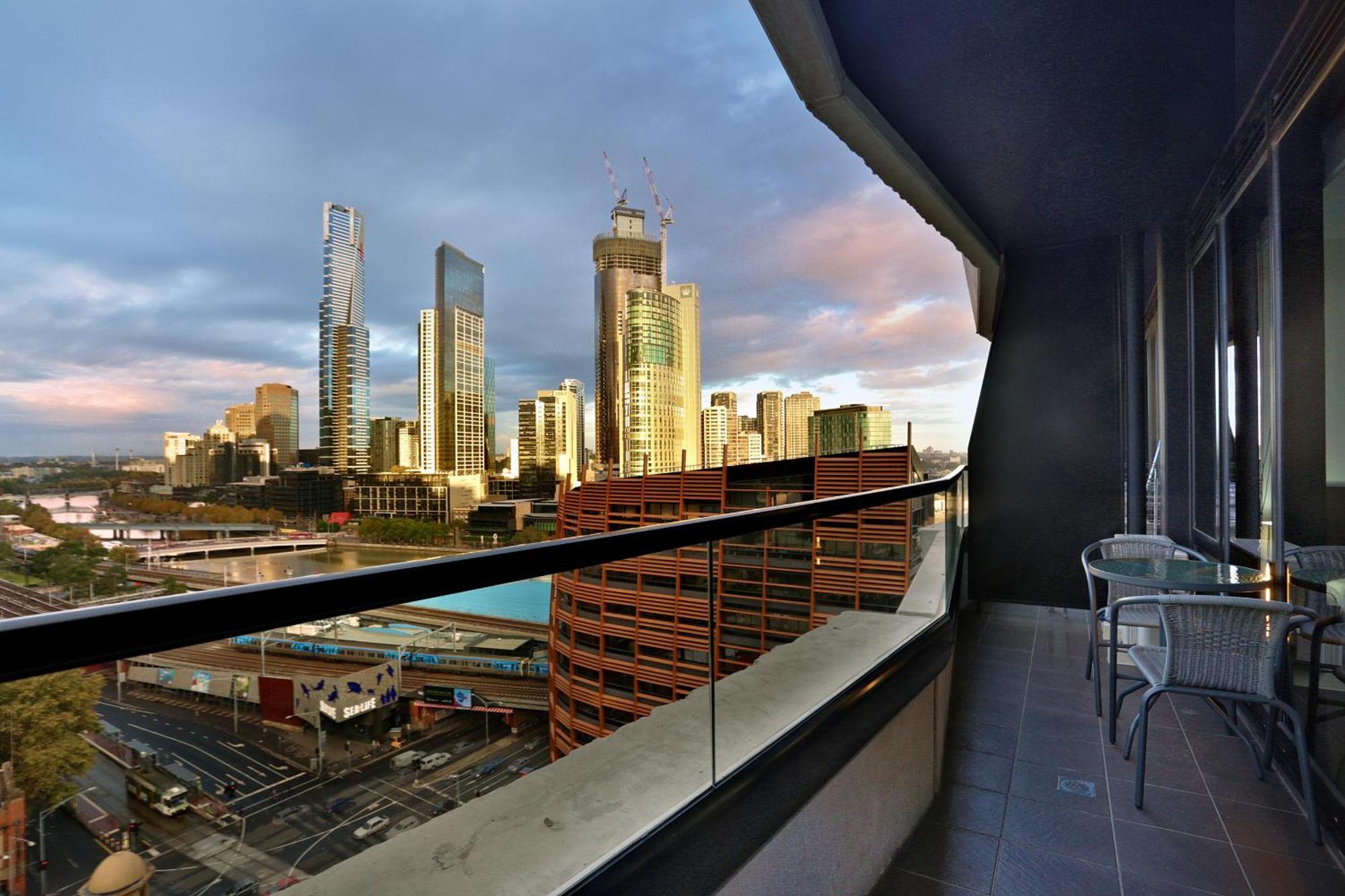 Aura On Flinders Serviced Apartments Melbourne Exteriér fotografie